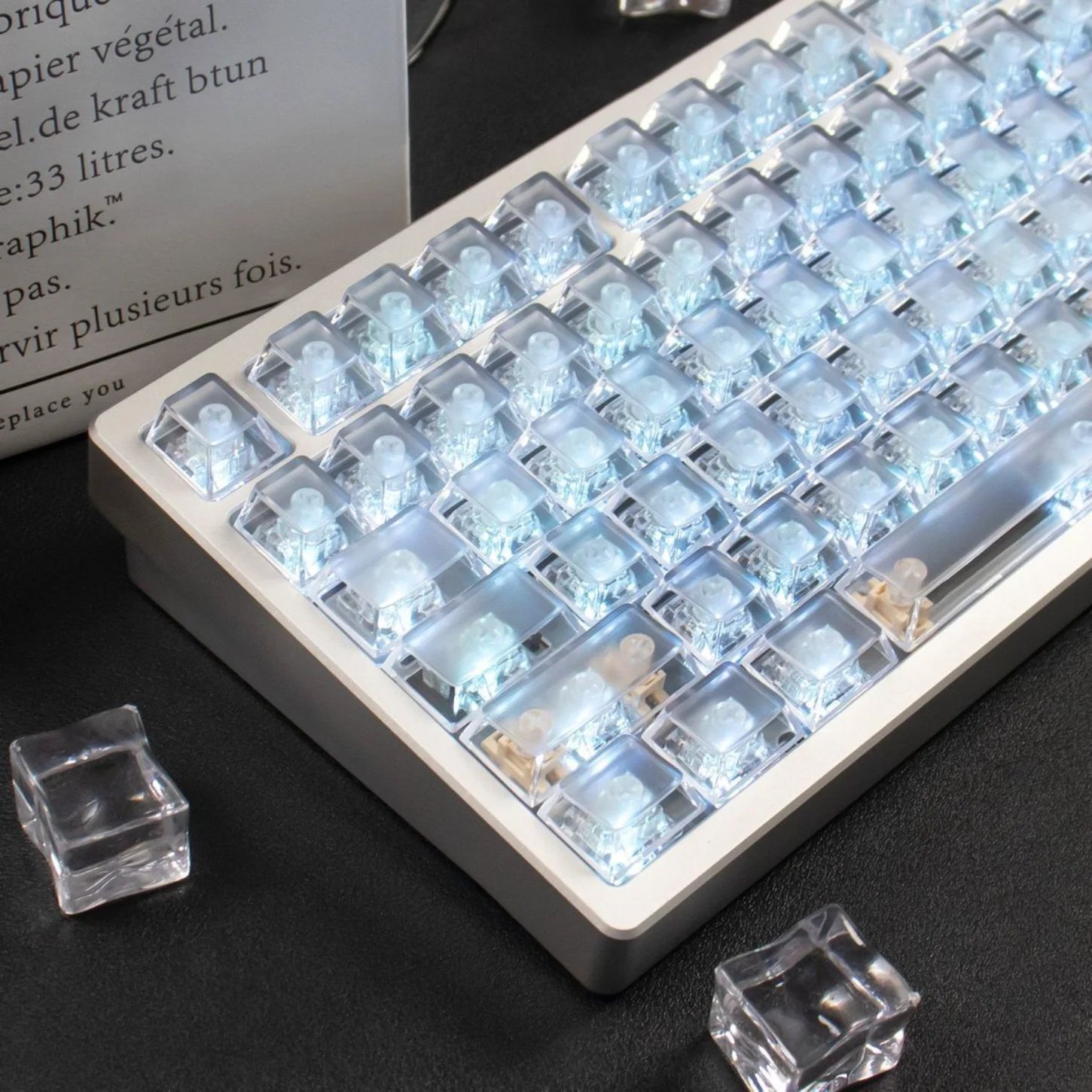 

Foggy Mechanical Keyboard Keychain, No Letter Transparent Keycap Set, PC, Cherry Cap 108 Key Wooting
