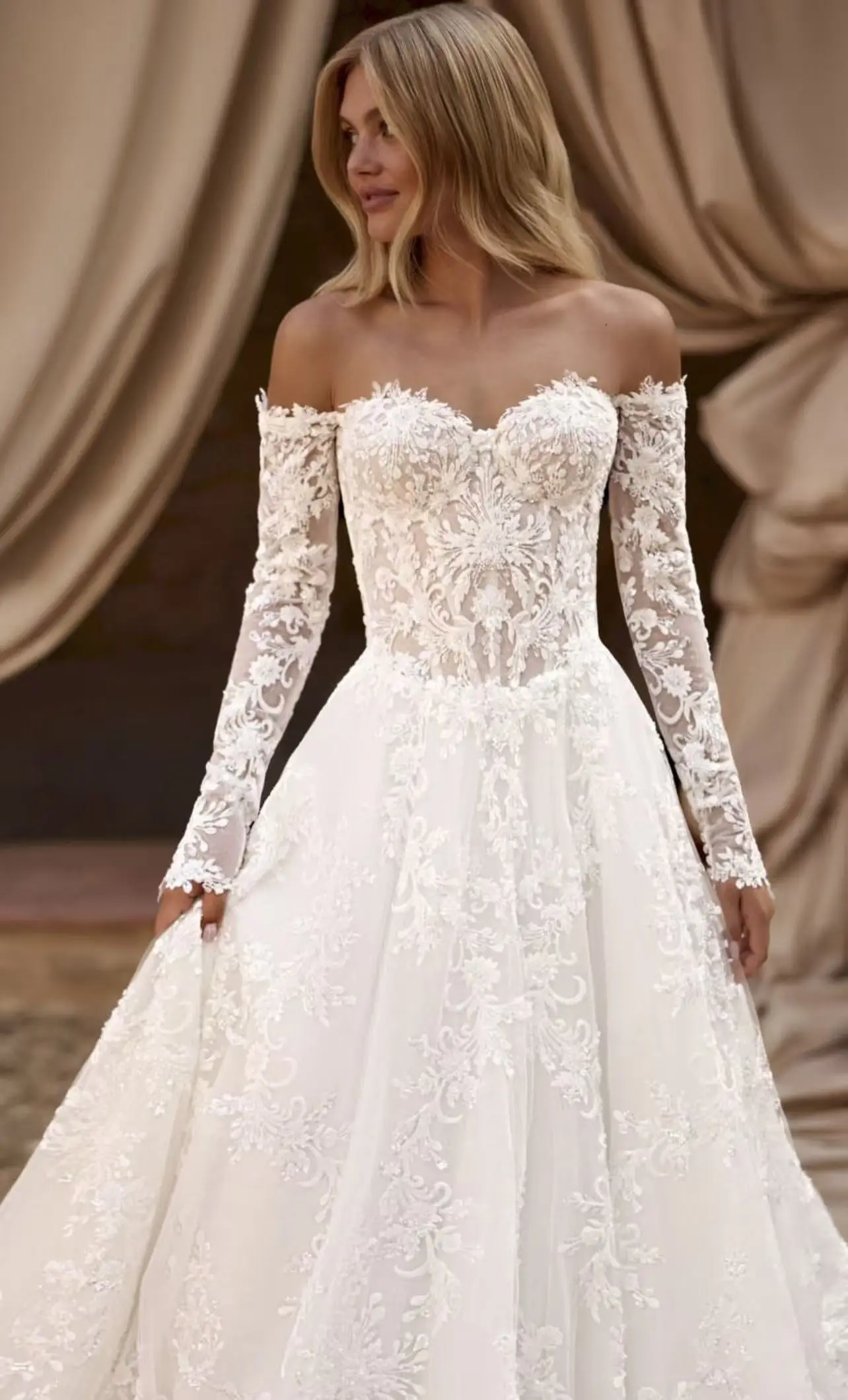 Romantic A Line Bridal Gown Off Shoulder Long Sleeve Floral Lace Appliques Wedding Dress Custom Made Vestido De Novia