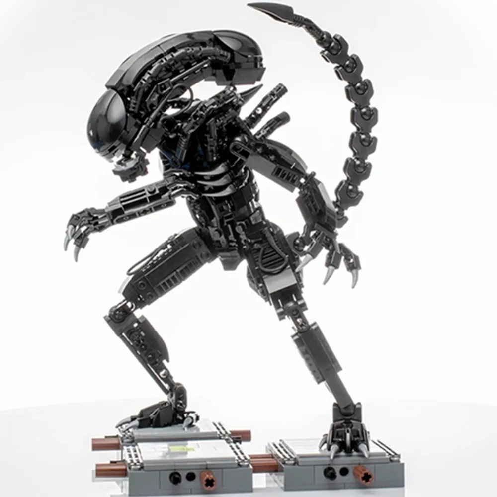 600PCS Prometheus Aliens Vs Predator Space Aliens Figure Mech Model Building Blocks Bricks Toys Kid Gift