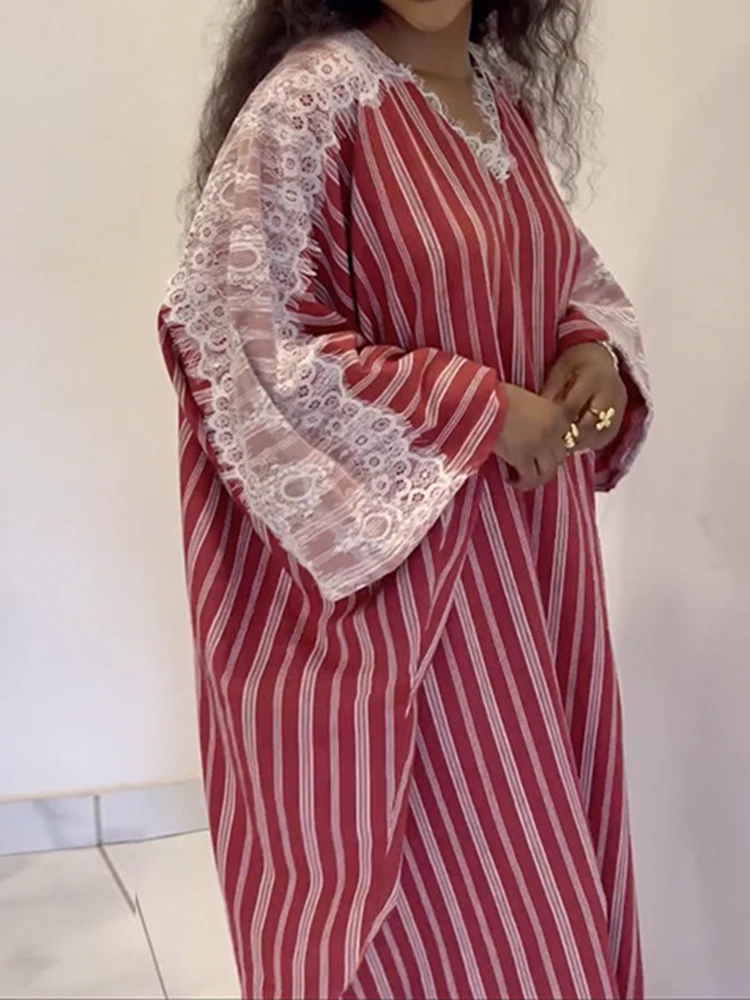 فستان نسائي أنيق بأكمام طويلة فضفاض للتنقل موضة رقبة على شكل حرف v مطوي فستان الحفلات كاجوال مخطط مطبوع دانتيل مرقع ماكسي