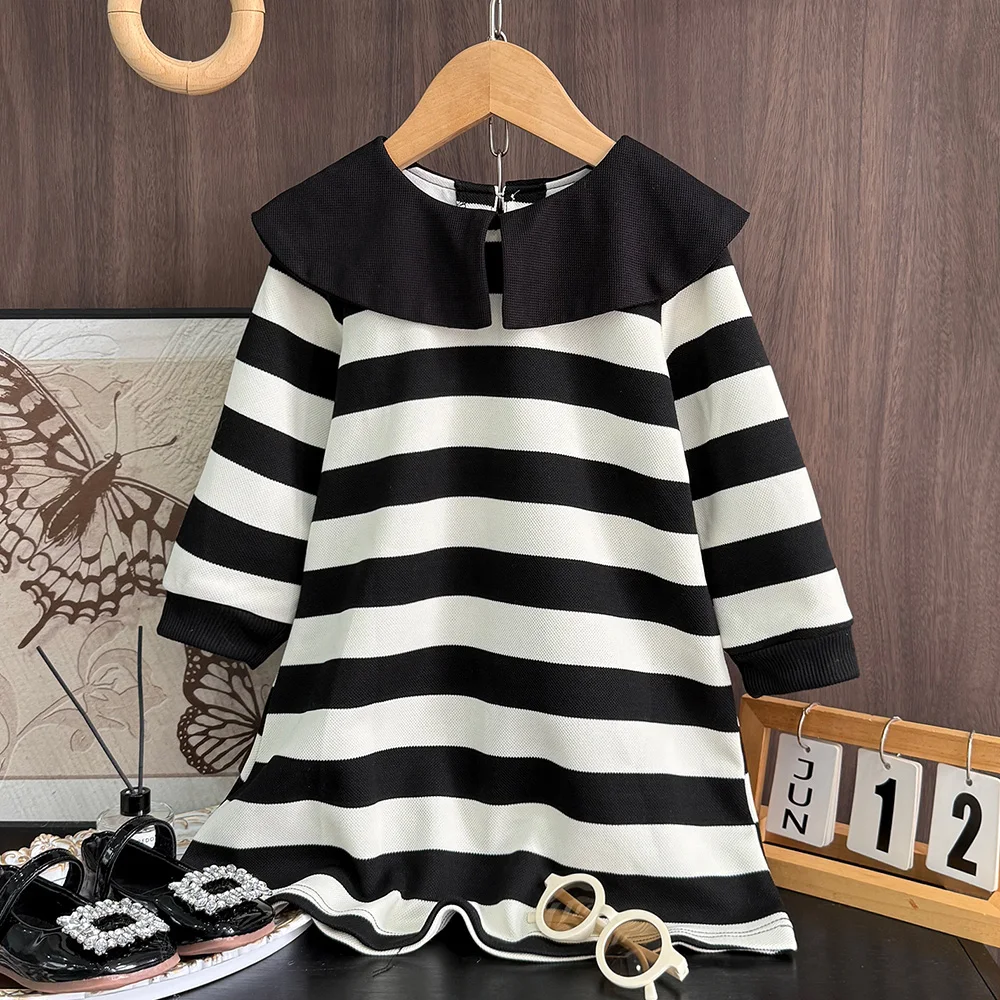 

Autumn Children Fashion Dress Black and White Color Girls Casual Dresses with Large Lapel Striped Long Sleeved Costume Kids Wear