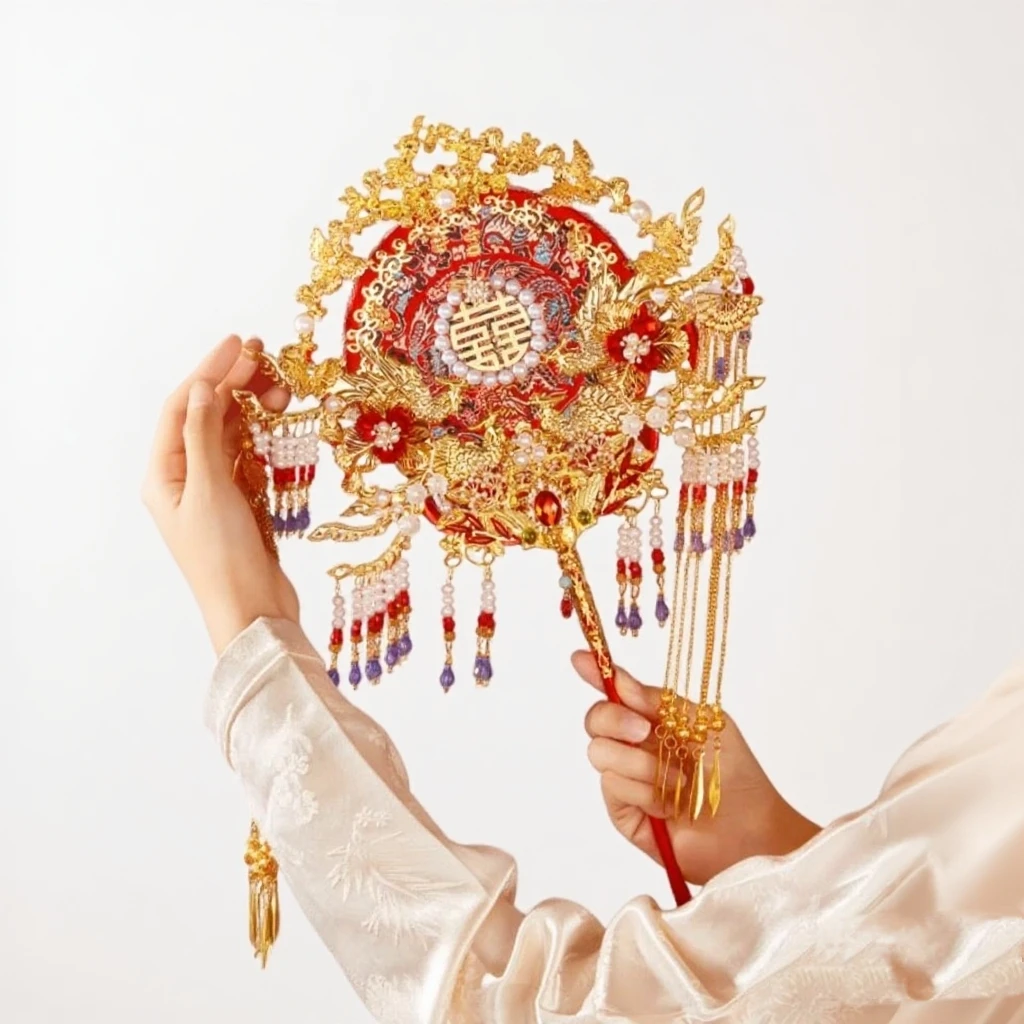 Leque de casamento com coroa de Phoenix e nuvens rosadas