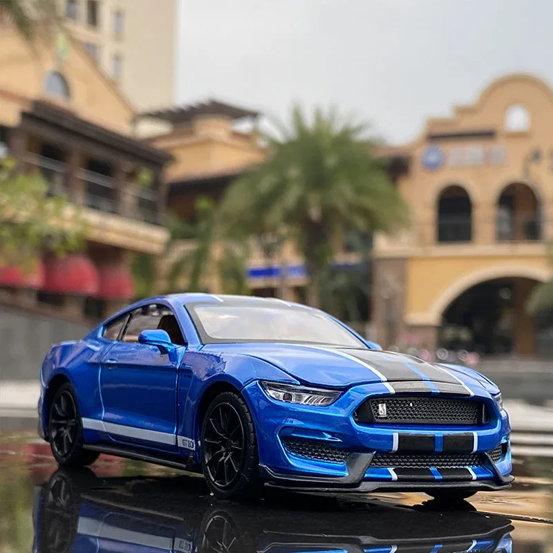 1:32 Ford Mustang Shelby GT350 modello di auto sportiva in lega Diecast e veicoli giocattolo modello di auto giocattolo in metallo collezione di