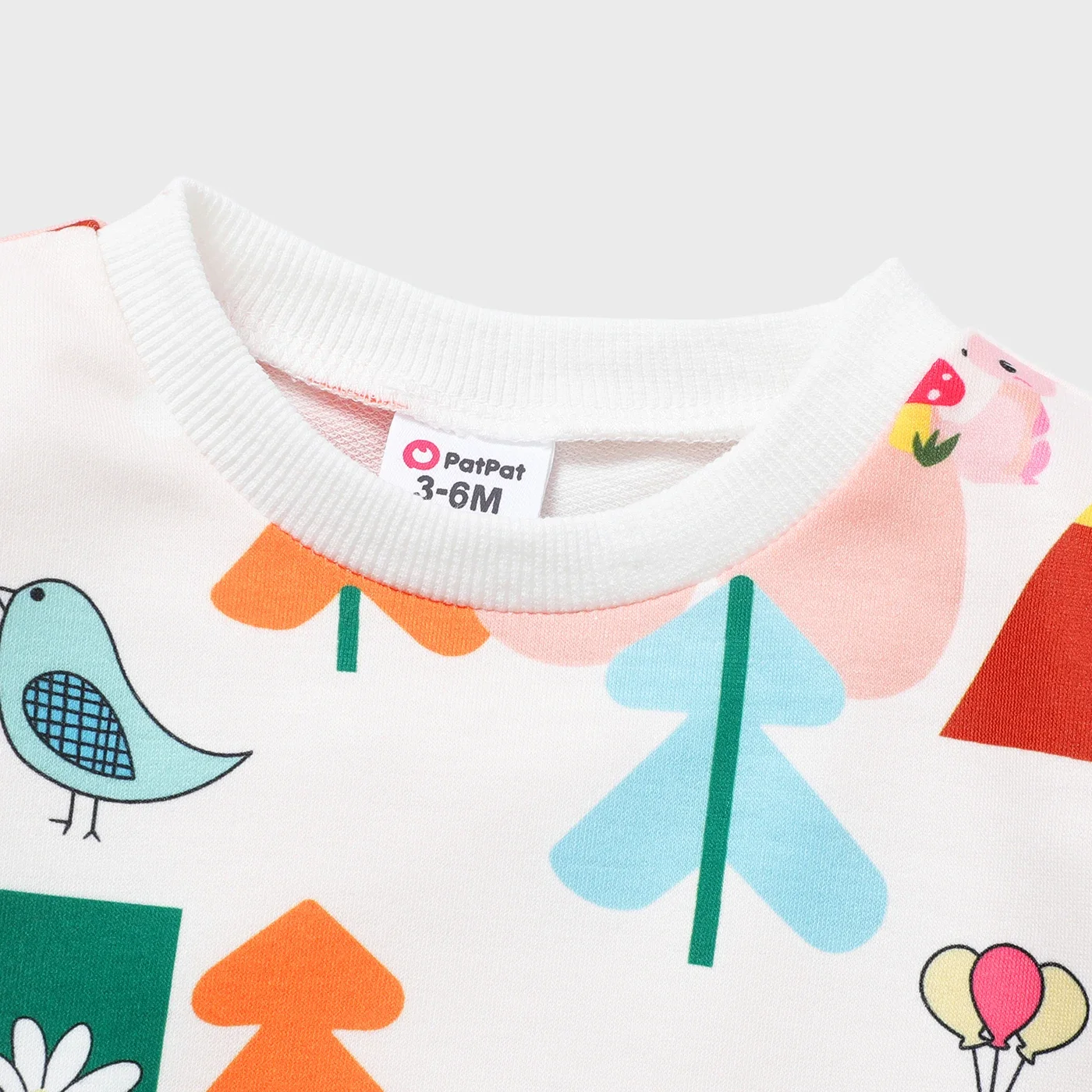 PatPat 2pcs Baby Girl Geometric Pattern Rabbit Animal print Sweatshirt and Jean set Soft and Comfortable Basic Style