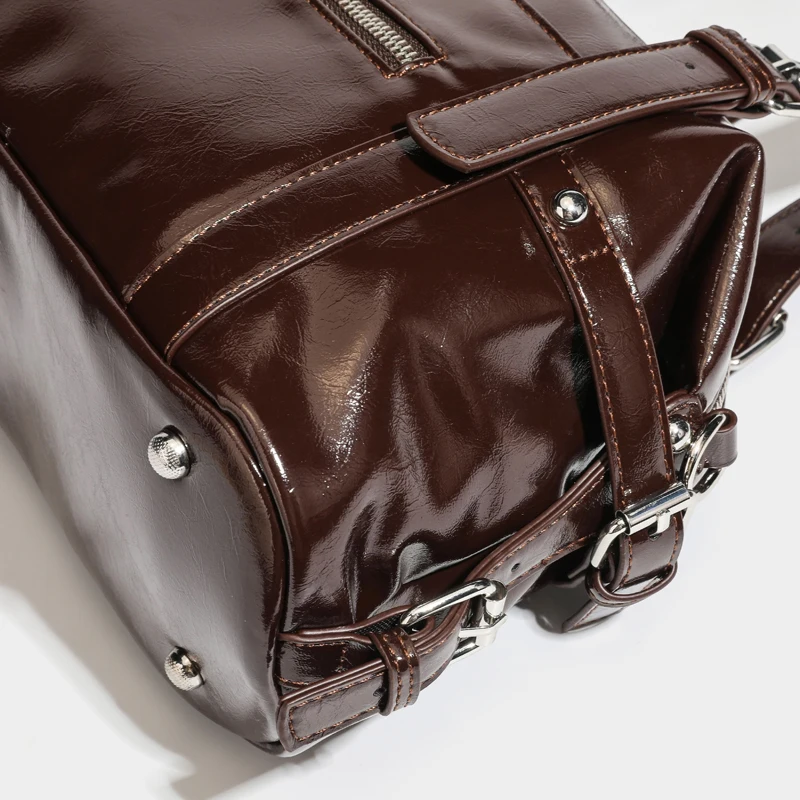 Boston Pillow Bags For Women Luxury Designer Handbag And Purses 2026 New In PU Rivet Belt Buckle Heart Pendant Underarm Shoulder