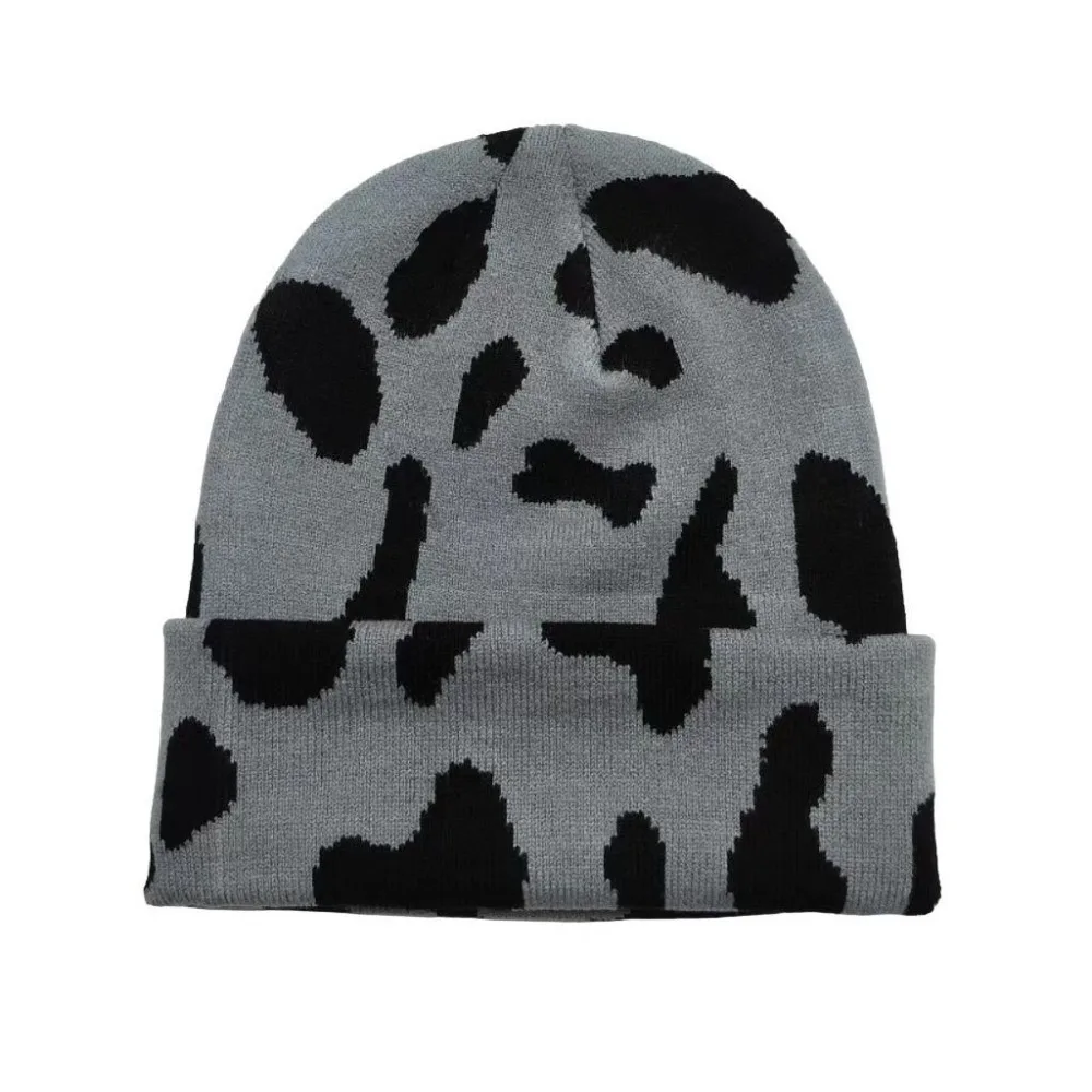 Versatile Thickened Cow Pattern Knitted Hat Keep Warm Ear Protection Pullover Hat Coldproof Windproof Winter Beanie Hat Women