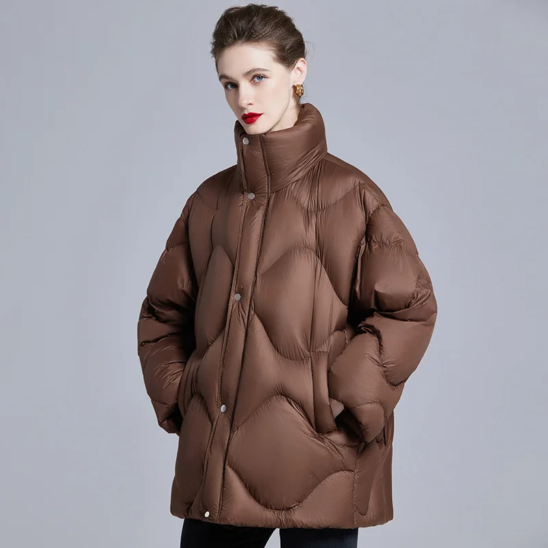 جديد مصمم 90 الأبيض بطة أسفل سترة للمرأة القهوة طويلة سميكة مقنعين فضفاضة معطف دافئ الإناث أبلى الخريف الشتاء 2025