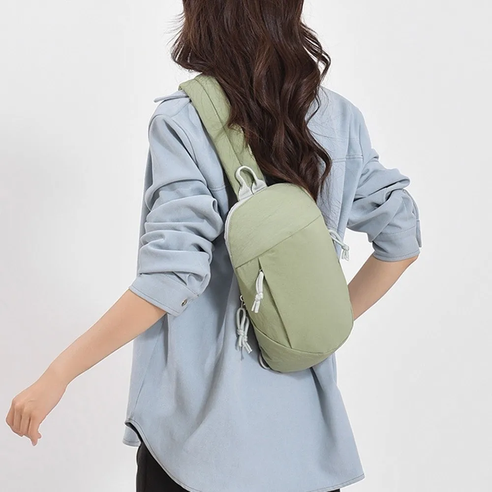 

Casual Men's Chest Bag Large Capacity Waterproof Nylon Sling Shoulder Bag Breathable Lightweight Male Crossbody Bag Biking