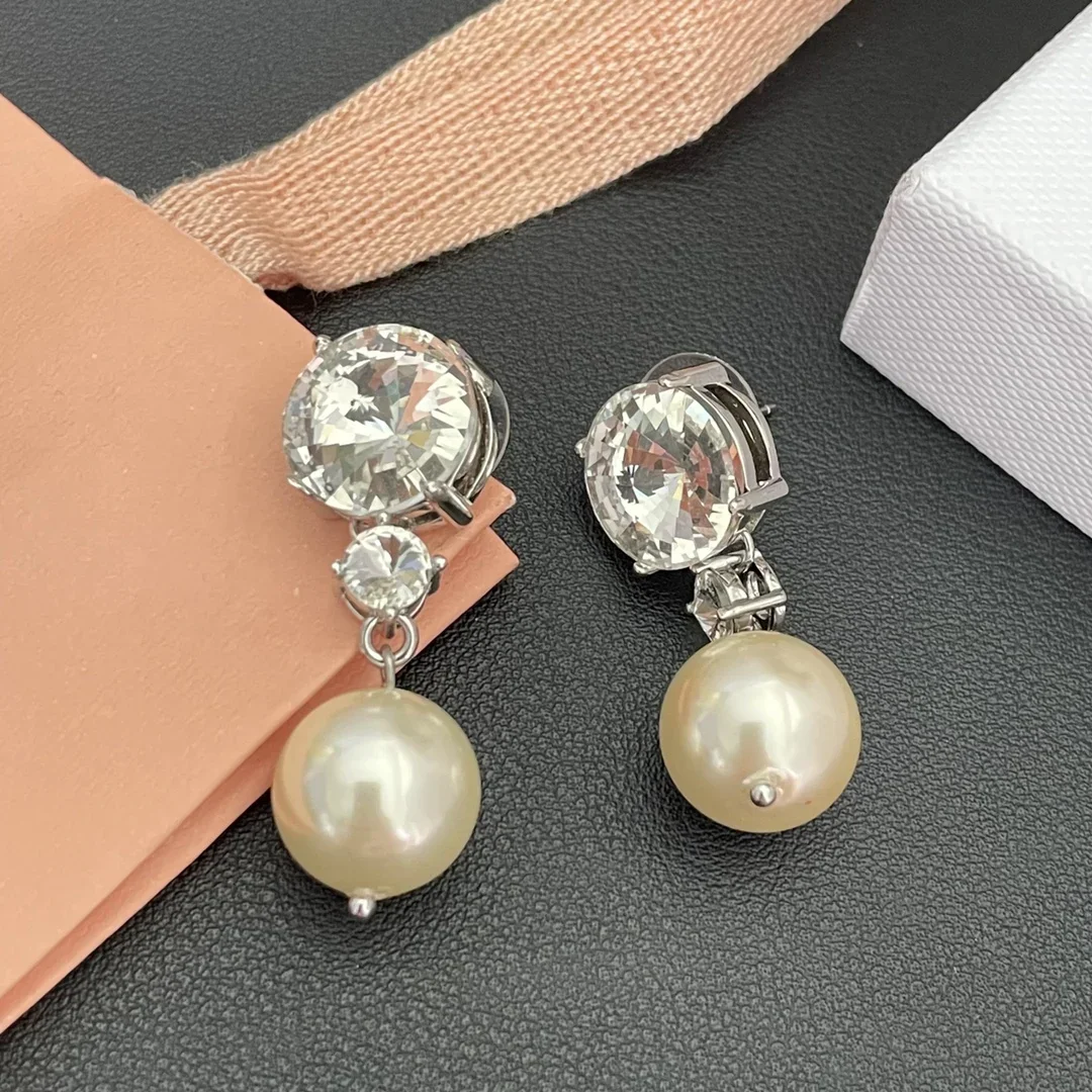 2024 Europe Brand Crystal Pearl Earrings Ear Clip Women Designer Luxury Jewelry Lovely Girl Gift Trend