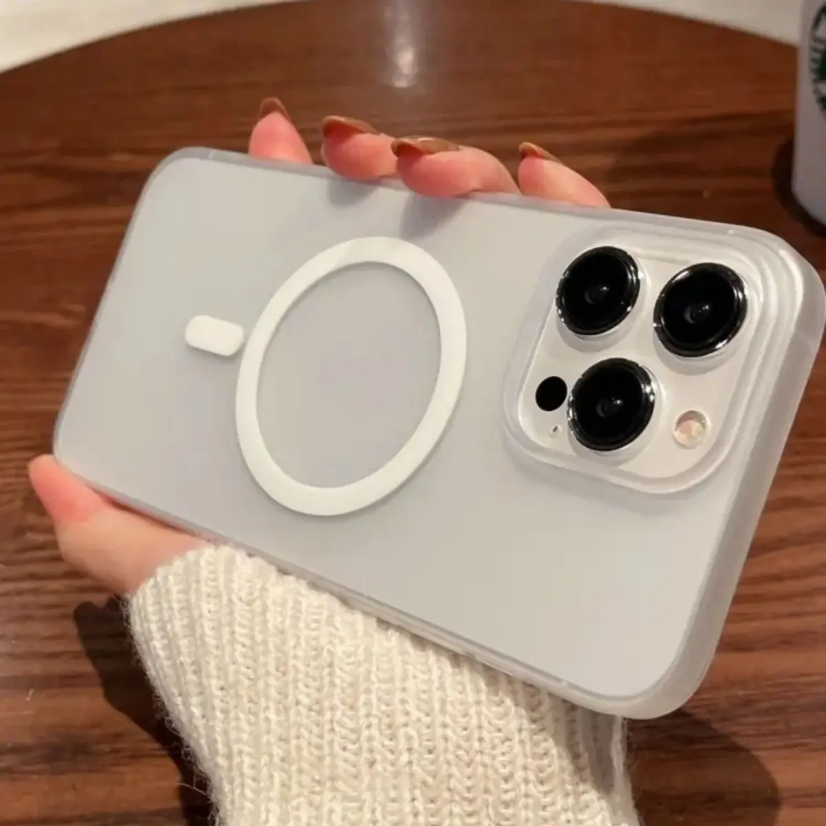 حافظة شحن لاسلكية رفيعة للغاية غير لامعة لهاتف سامسونج A56 5g A55 A16 A26 A36 A54 A06 S25 S24 Ultra S23 FE غطاء مغناطيسي