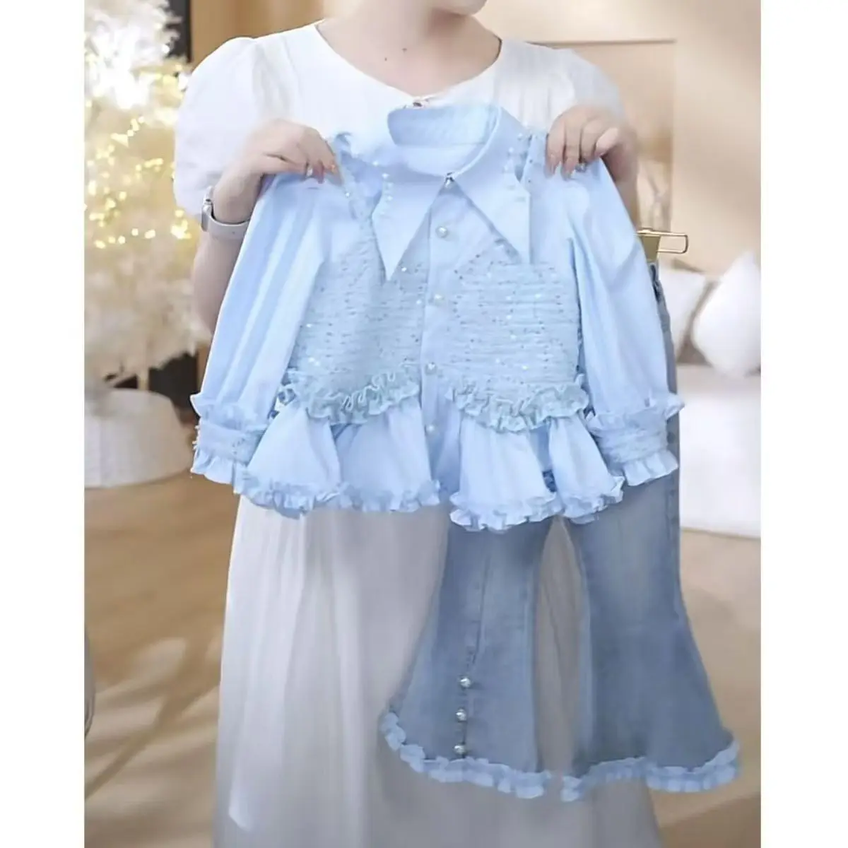 

Girls Outfit Autumn 2025 New Fashion Childrens Spring and Autumn Top Shirt with Denim Flared Pants Two-Piece Set