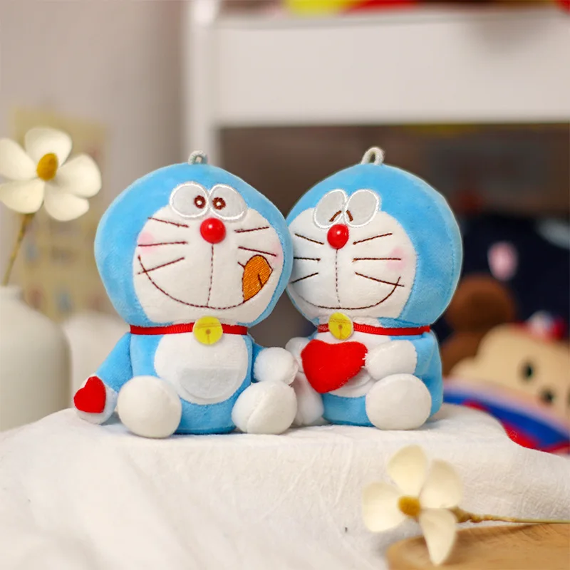 Urocze breloczki Doraemon zawieszki dla chłopców dziewcząt do plecaka dekoracje wiszące figurki z kreskówek zawieszki do kluczy samochodowych prezenty urodzinowe