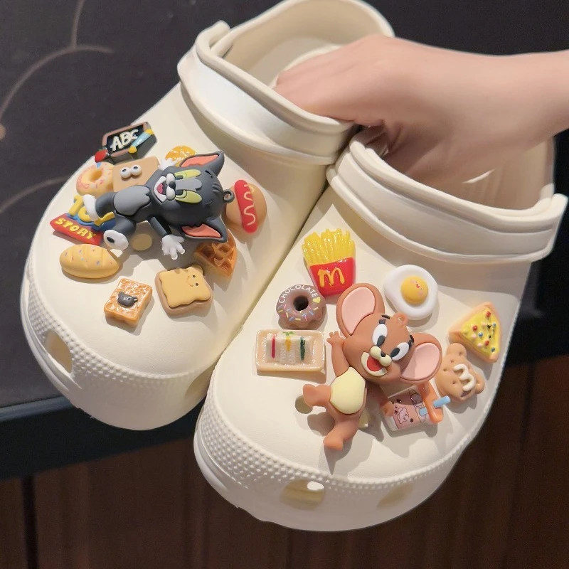 12/19Pcs Cartoon Tom and Jerry Girls Women Shoe Charms DIY Hole Shoes Detachable Buckle Garden Shoes Accessories Festival Gift