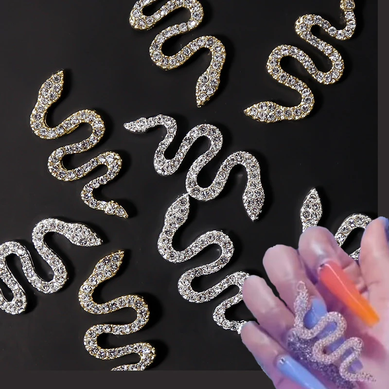 100Pcs Luxury Retro Snake Wave Nail Charms 30*13mm Oversized Flat Alloy Jewelry Gold/Silver Snakes Rhinestones Nails Decorations