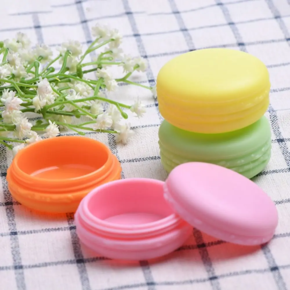 

Cute Mini Cream Box Colourful Refillable Macaron Dispense Jar Macaron Shape Candy Color Cosmetic Sub-bottling Box Women