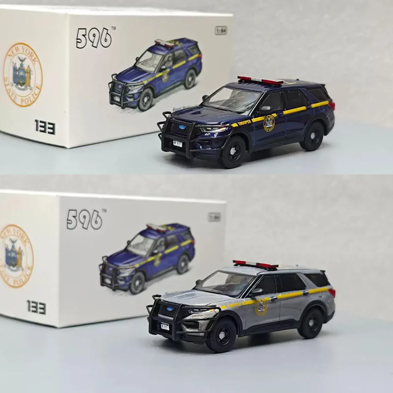 

596 1:64 Scale Explorer 133 Simulation Alloy Car Model Static Display Collectible Toy Gift Souvenir Decoration