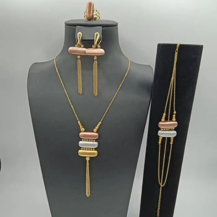 Geometric Three Tone Jewelry Set Luxury Trendy Pedant Long Chain Necklace Bracelet Earrings Ring 4PC Jewellery for Wedding Party