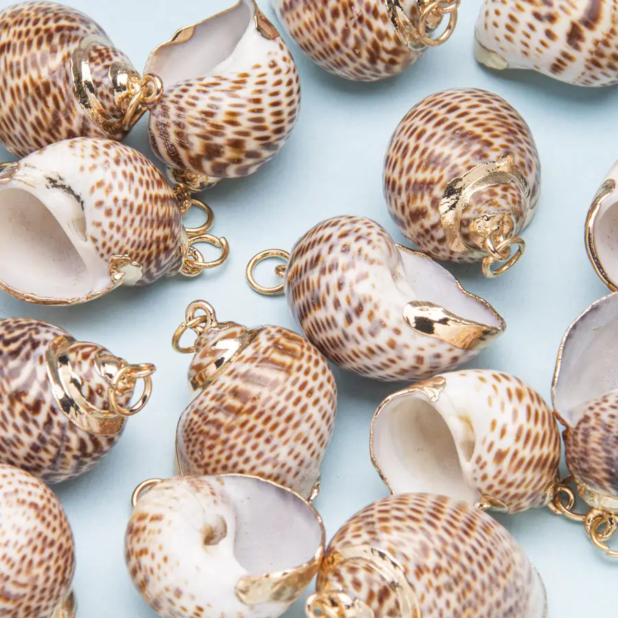 1pc Natural conch Shell Abalone Shell Scallop Pendant DIY Jewelry Bracelet Wind chimes for Women and Men (38 styles)