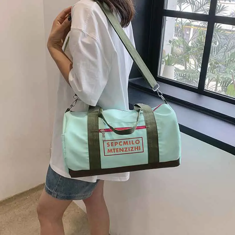 

Korean Version Of The Sports And Fitness Bag Short Leisure Travel Bag Girls Crossbody Shoulder Bag Handbag Commuter Storage Bag