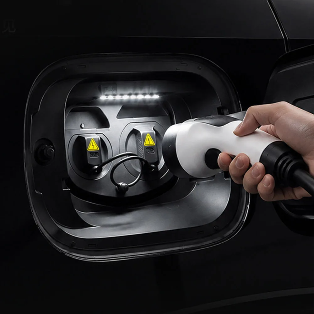 Car Charging Port Lighting Lamp Automatic Infrared Smart Sensing Ambient Light Modification Accessory For GWM Haval H10