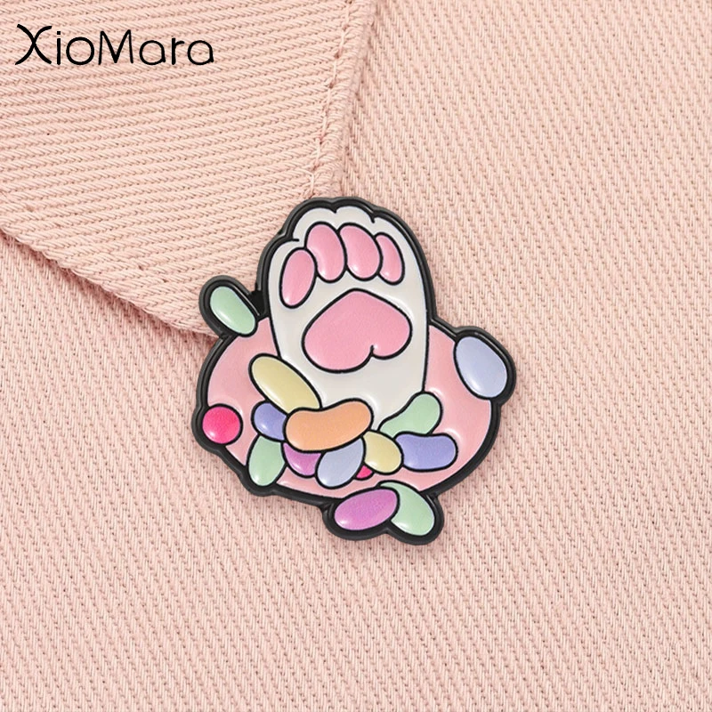 Cute Cat Paw Rainbow Candy Enamel Pin Kawaii Kitten Foot Cartoon Animal Brooch Lapel Bag Backpack Badge Jewelry Gift for Friends