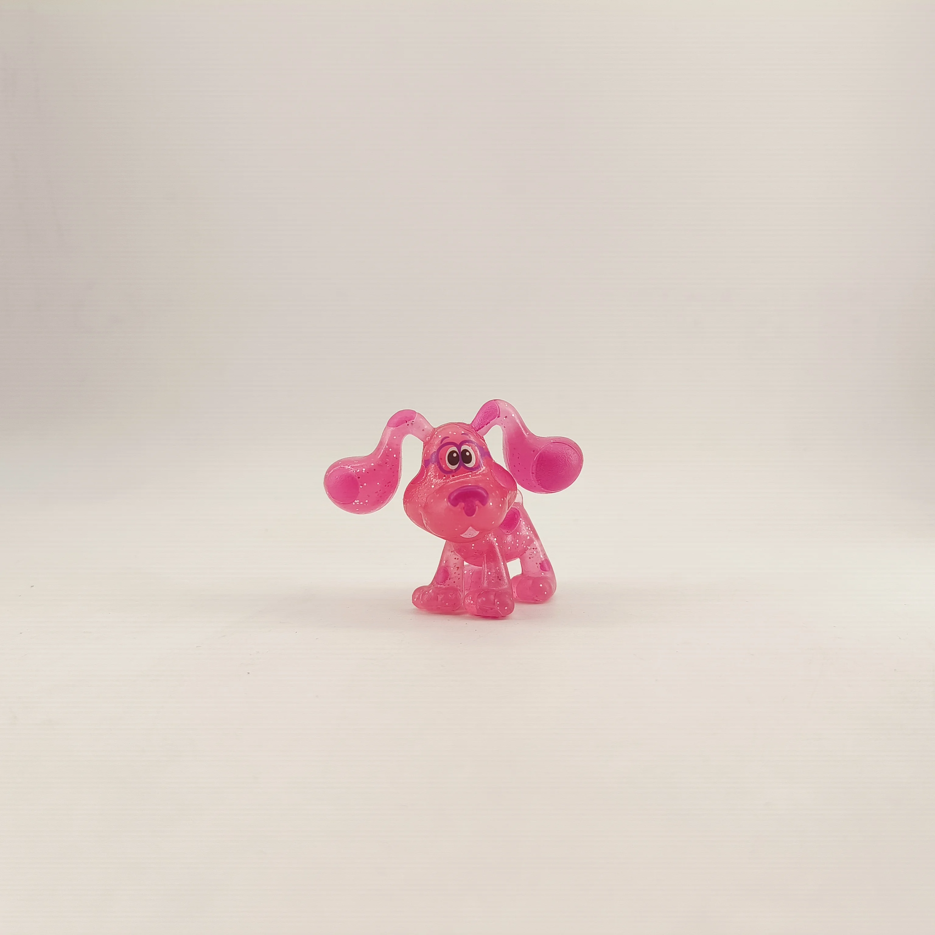 1 pçs blues pistas figura de ação brinquedos do miúdo dos desenhos animados azul rosa cão presente aniversário figuras ação bonecas para decoração casa cena adereços