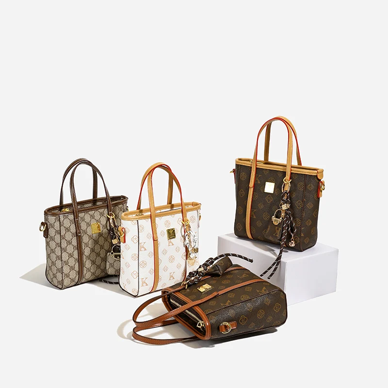 

Fashionable Trendy Clutch Bag Mini Casual For Women Solid Color Luxury Designer Paris And Simple