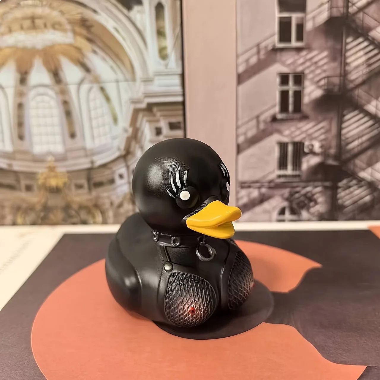 Creative Biochemical Duck Home Desktop Cute Dancing Duck Resin Handicraft Ornament Statue Gift
