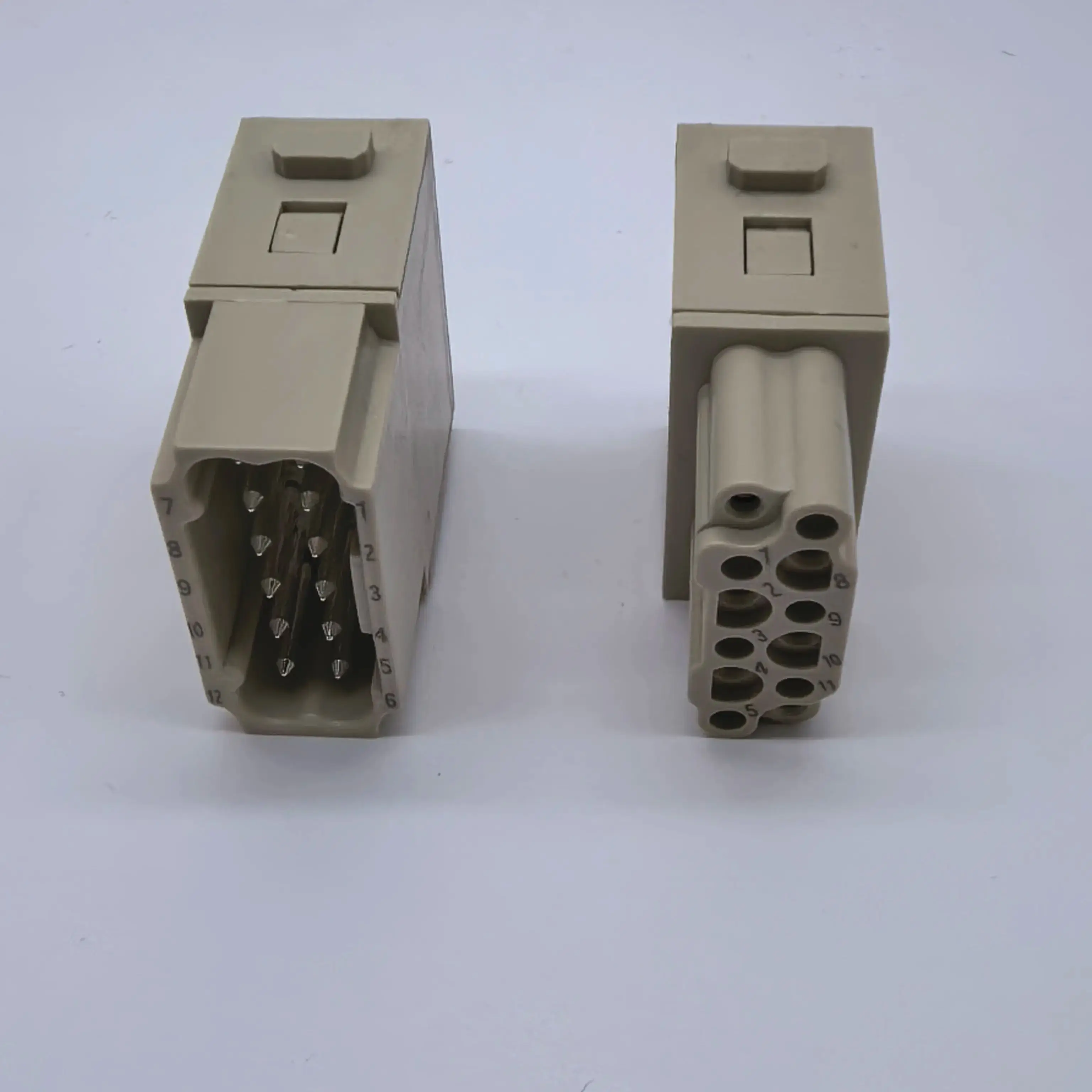 Sockets MULTIPOLARE…