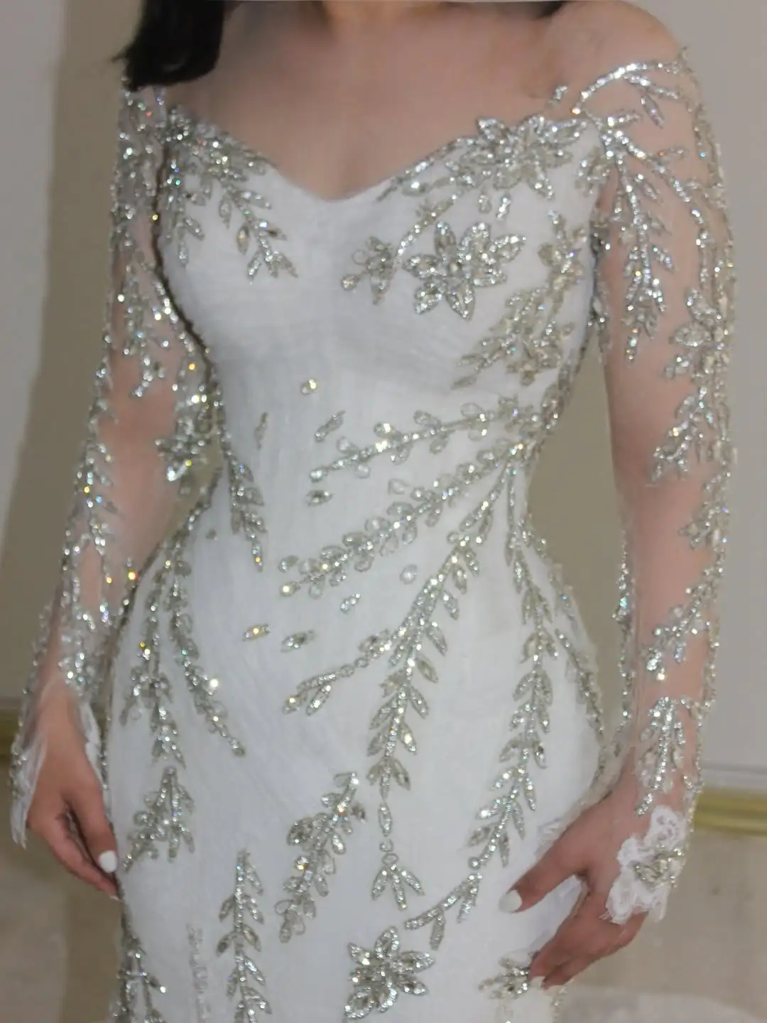 

New Design Sexy Off The Shoulder Illusion Full Sleeves Beding Sequins Ball Wedding Dress Elegant Bridal Gown