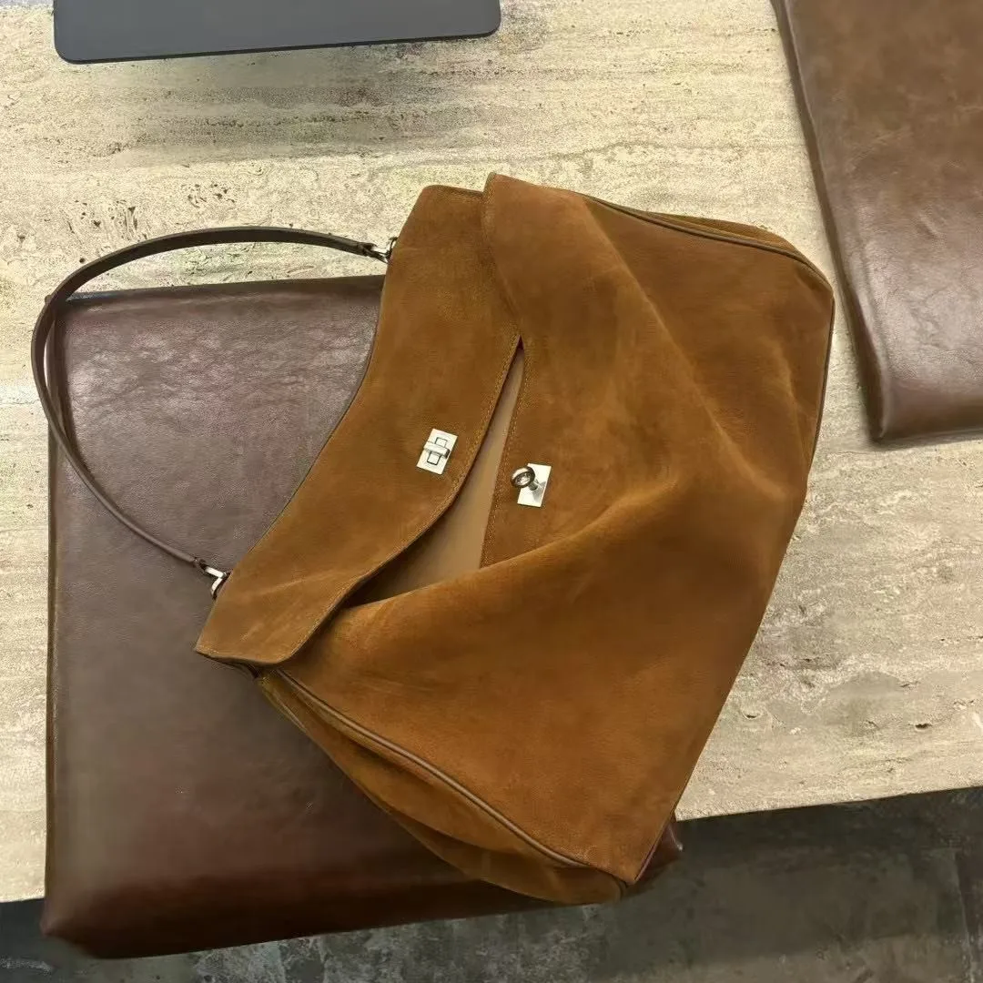 

New Soft Suede Tote Bag Large Capacity Matte Cowhide Lock Kai Crossbody Shoulder Bag Casual and Versatile Simple NO LOGO