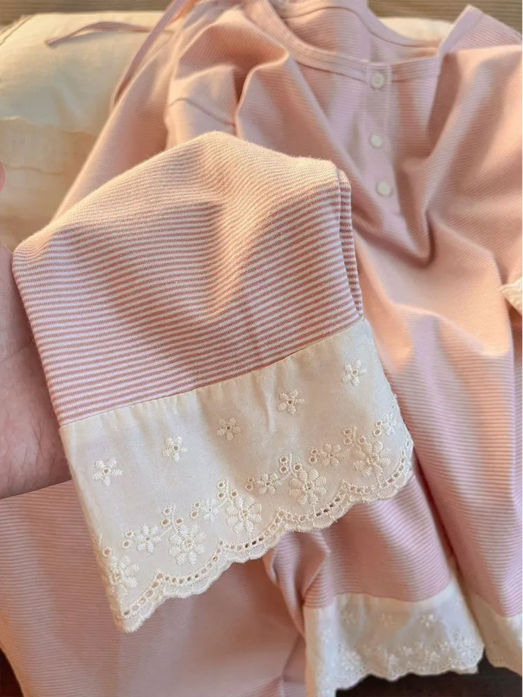 Plus Size 300-Pou Zoete Kanten Rand Roze Lange Sve Spwear Dames Lente Herfst Nieuwe Gestreepte Lange Broek Thuis kleding