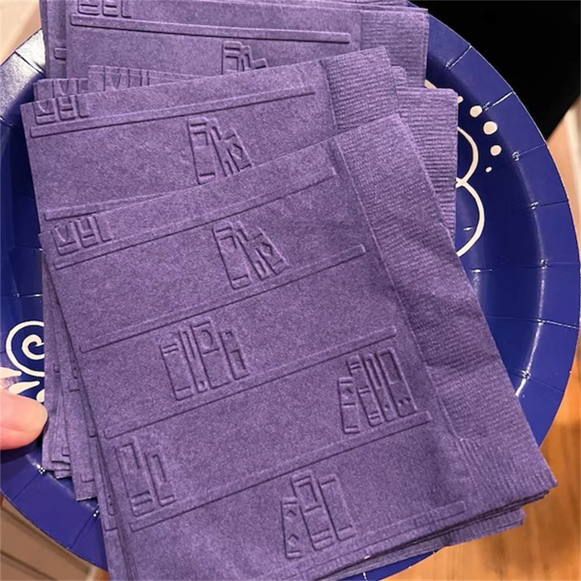 منديل الكتب ~ منديل ورقي منقوش ~ المدرسة ~ الحيوانات الأليفة للمعلم ~ القراءة ~ المكتبة ~ المعلم ~ دودة الكتب ~ التقاعد ~ المشروبات ~