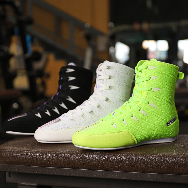 Boxing Shoes Breathable and Comfortable Children's Boxing Shoes High-top Protective Boxing Shoes Designed For Children