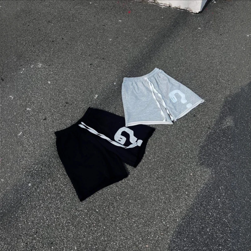 アメリカン・ハイストリート・ヘビーウェイト・ヴィンテージプリント・ショートパンツ（ダメージ加工、ルーズフィット、ドローストリング付きカジュアルパンツ）