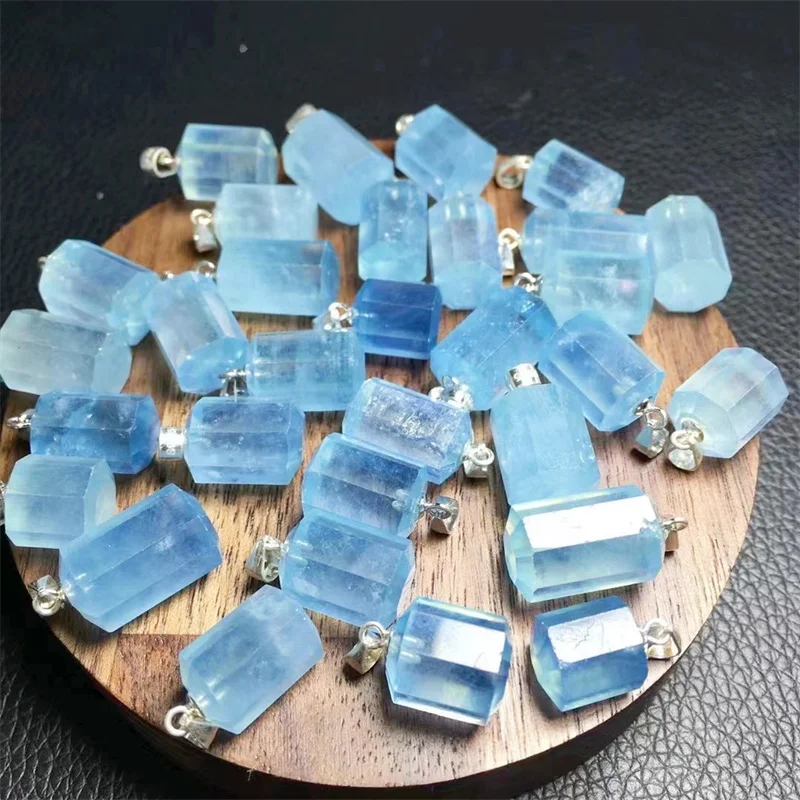 

S925 Natural Aquamarine Hexagonal Prisms Pendant Crystal Carving Polishing Mature Charm Jewelry Birthday Present Holiday Gift