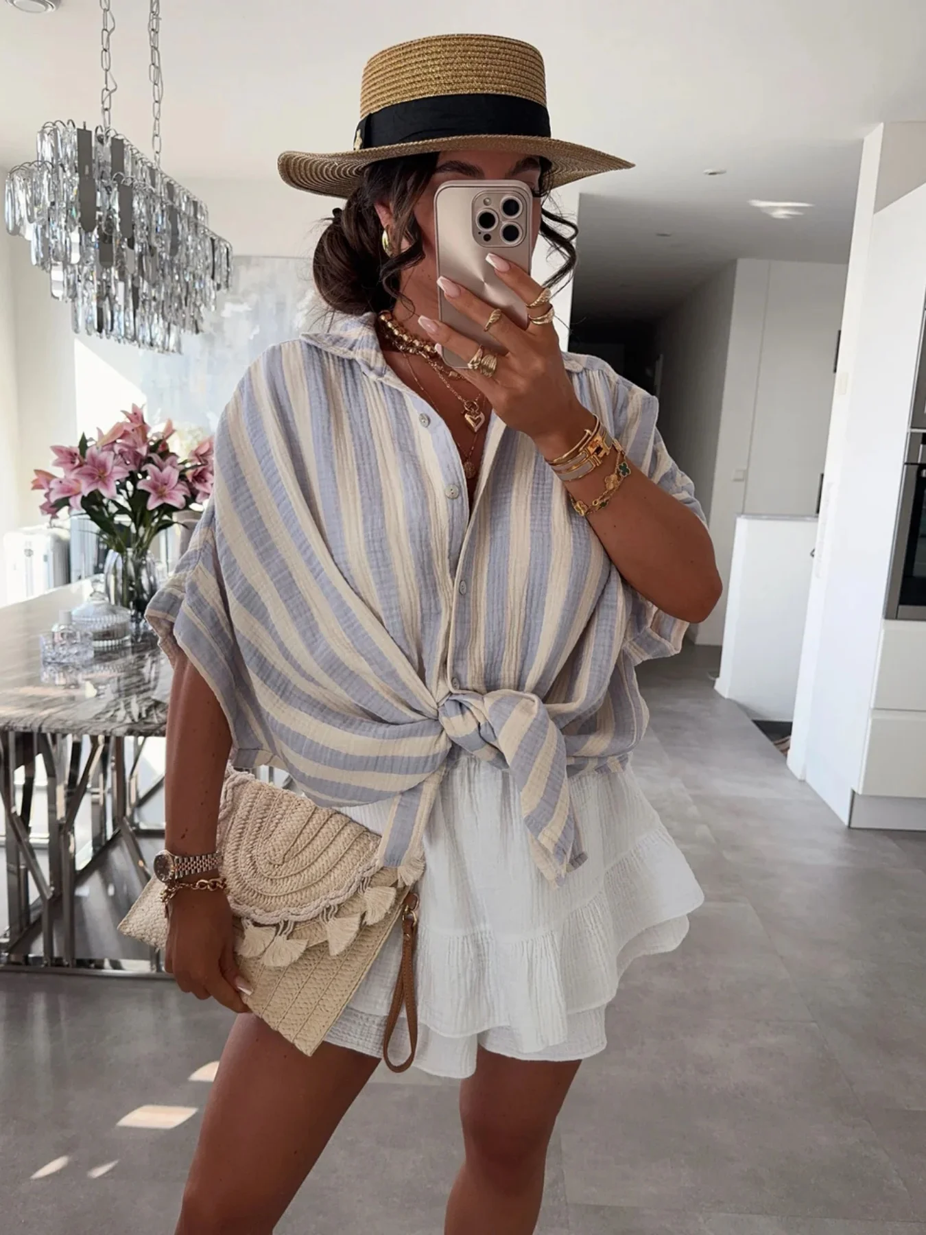 

Женская элегантная и удобная рубашка в полоску с крыльями летучей мыши