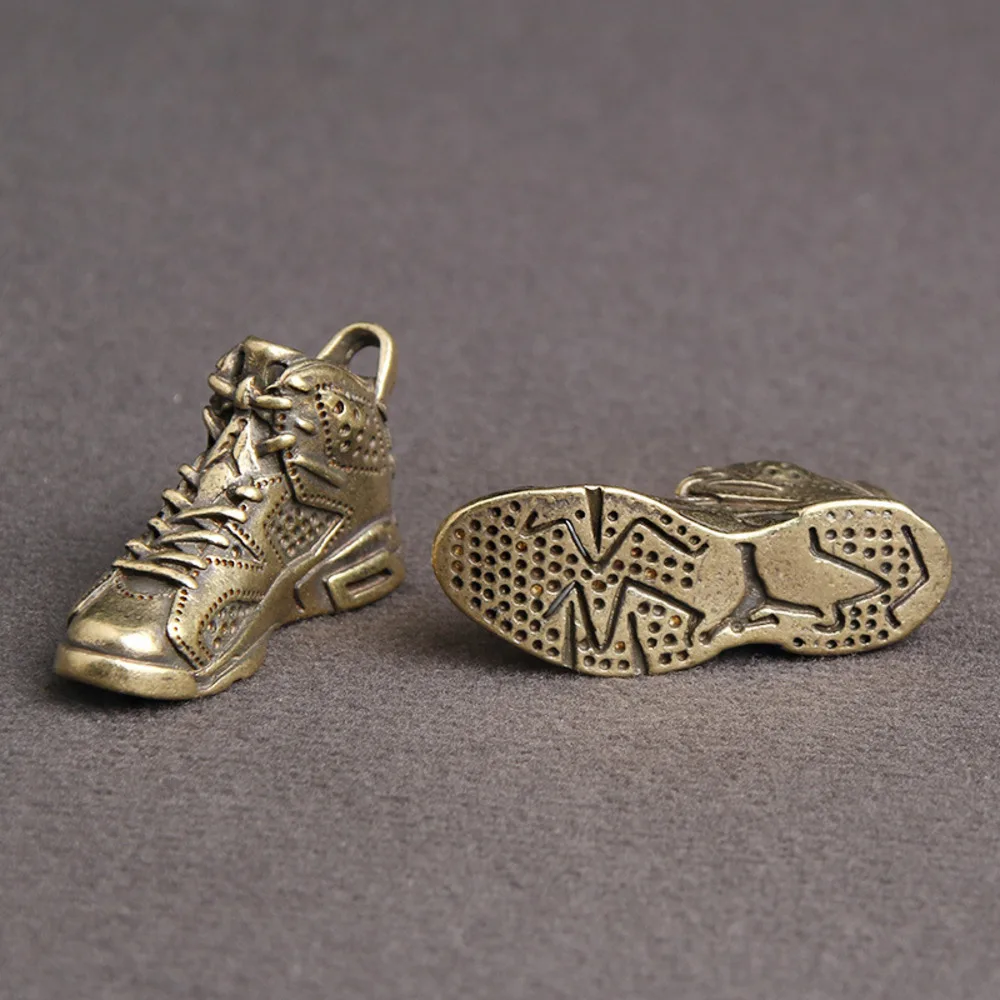 Pure Brass to Do Old Fashion Sports Shoes Car Key Chain Pendant Shoes DIY Fashion Pendant Brand Small Copper