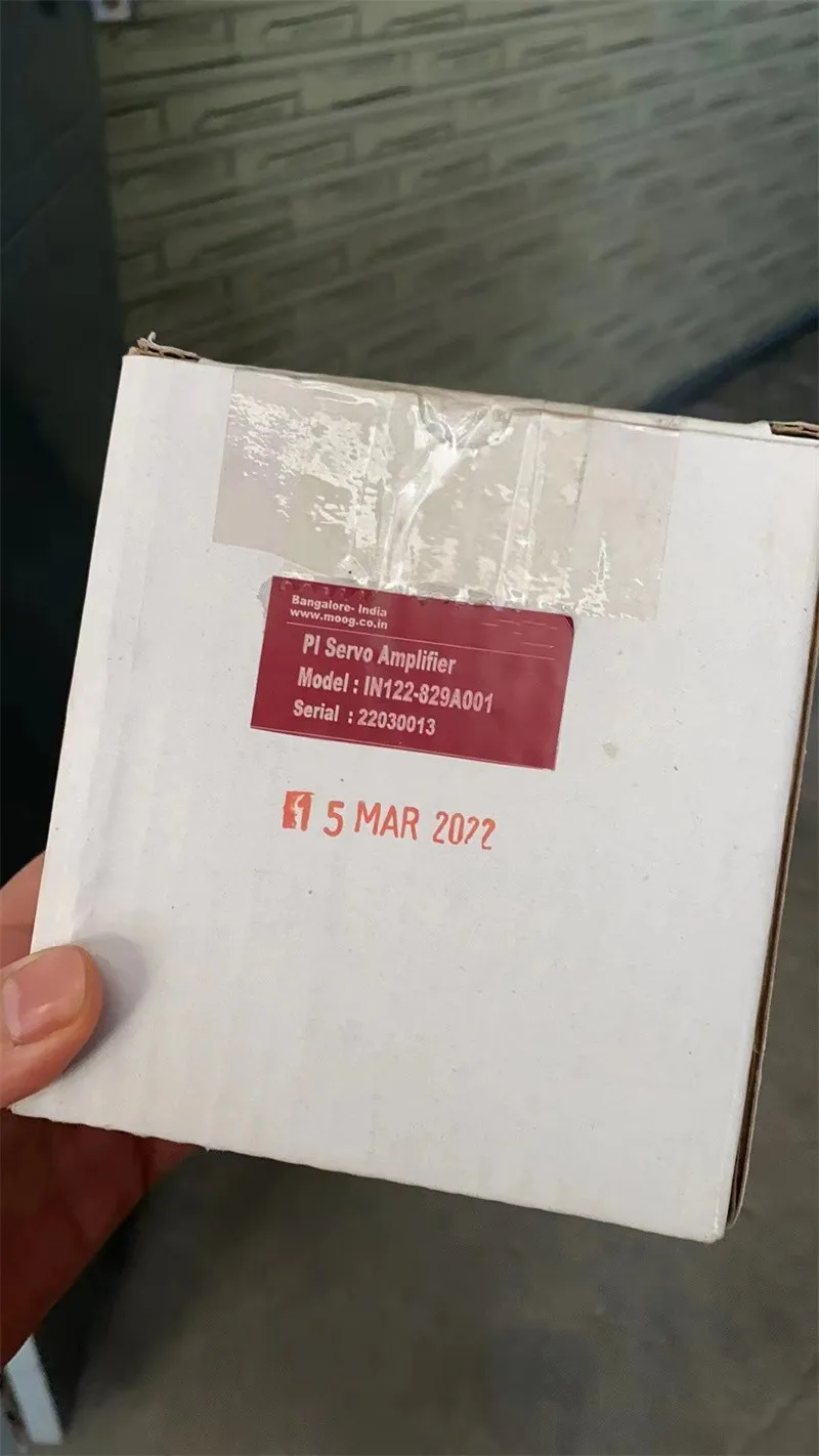 2025Mo Og Servo Amplifier PI Servo Amplifier الموديل: IN122-829A001 لوحة محرك وحدة التحكم الكهربائية