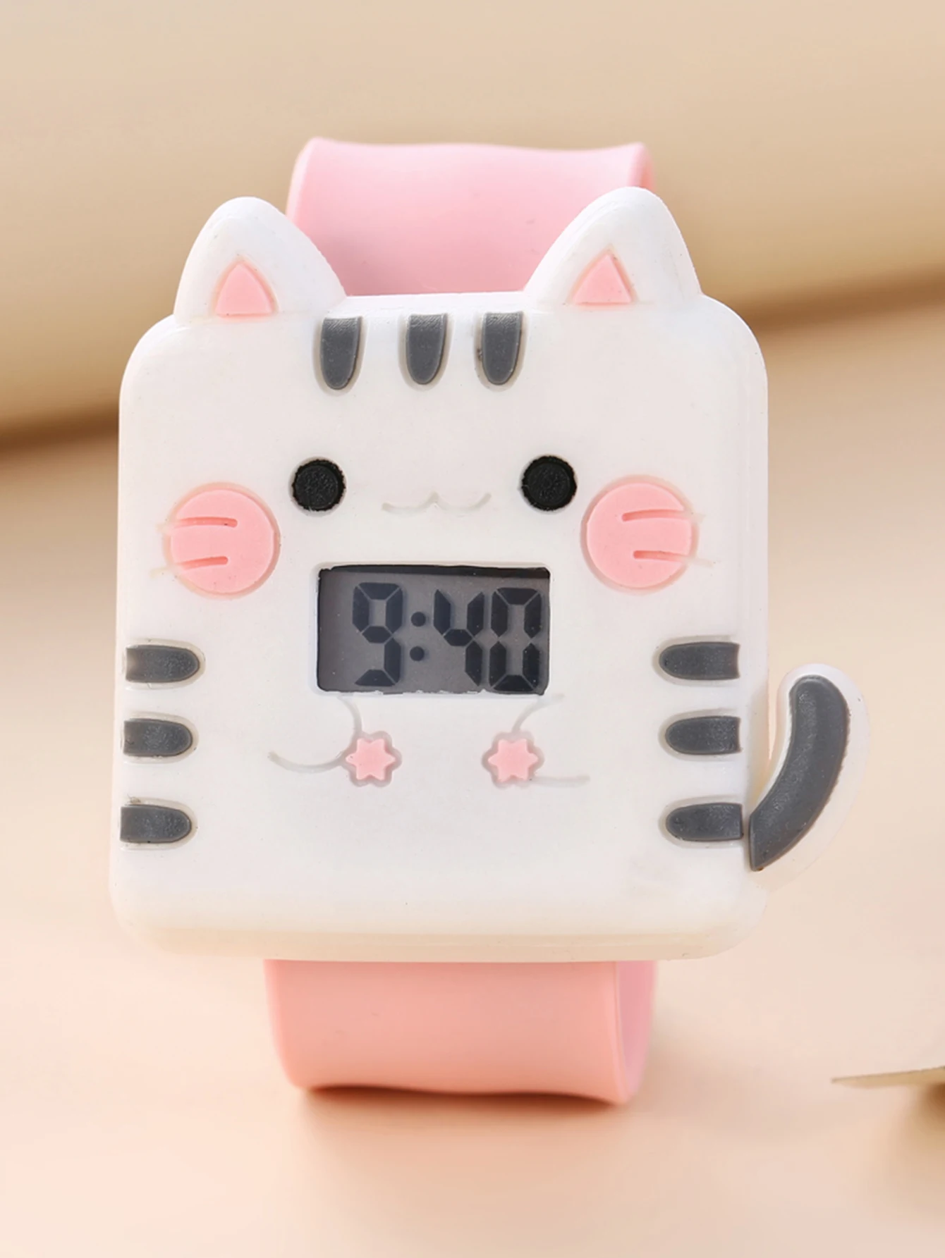 ساعة رقمية على شكل قطة كرتونية مربعة لطيفة مع مادة سيليكون، مناسبة للارتداء اليومي، هدية في المهرجانات، عيد الشكر