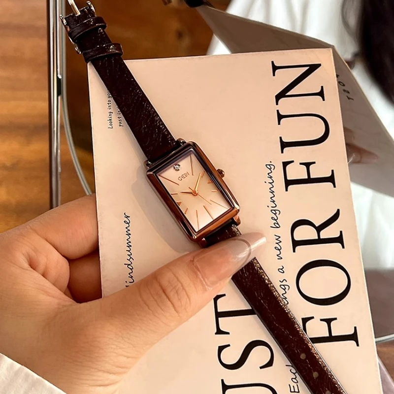 New Rectangular Elegant Temperament Women's Watches Genuine Leather Leather Waterproof Quartz Watches Vintage Women's Watches