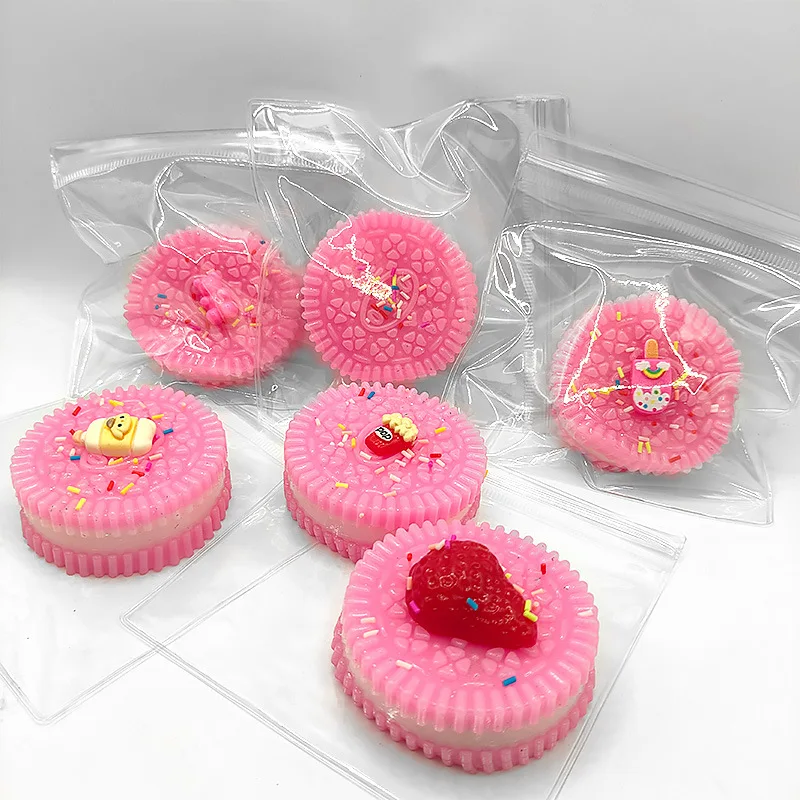 Unzip and Pinch Le Sandwich Biscuit Sludge Simulation Food Play Pinch Food Play