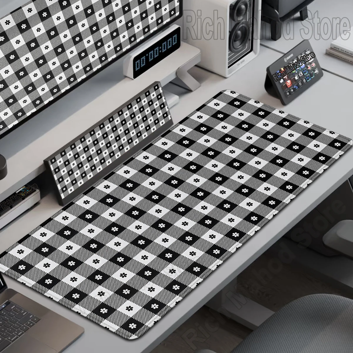 

Large Black White Mouse Pad Grid Floral Desk Pad Non-Slip Laptop accessories Mouse Mat Stitched Edges Office and Home Decor Rug