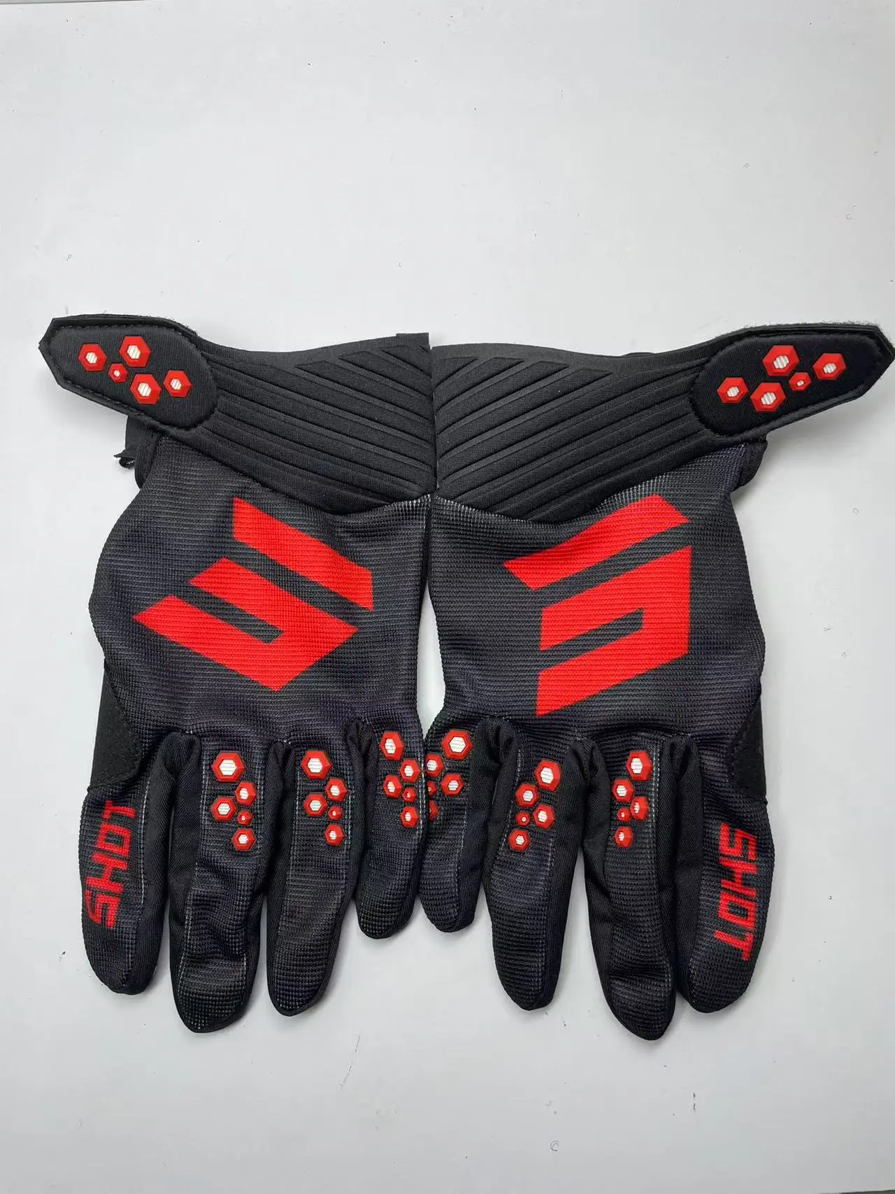 AliExpress 25 new  Mountain Bike Road Bike  Riding Gloves Bike Off road Motorcycle Full Finger Wear resistant