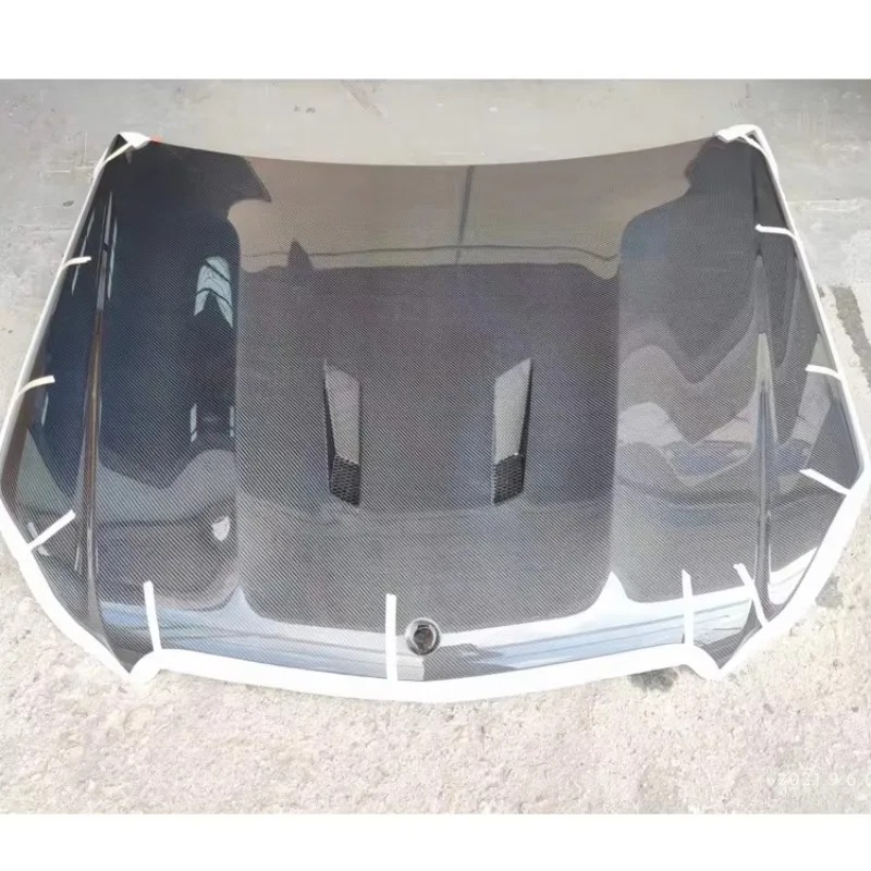 

Auto Parts Upgrade 507 Style True Carbon Fiber Engine Cover W204 C63 C300 2007-2014