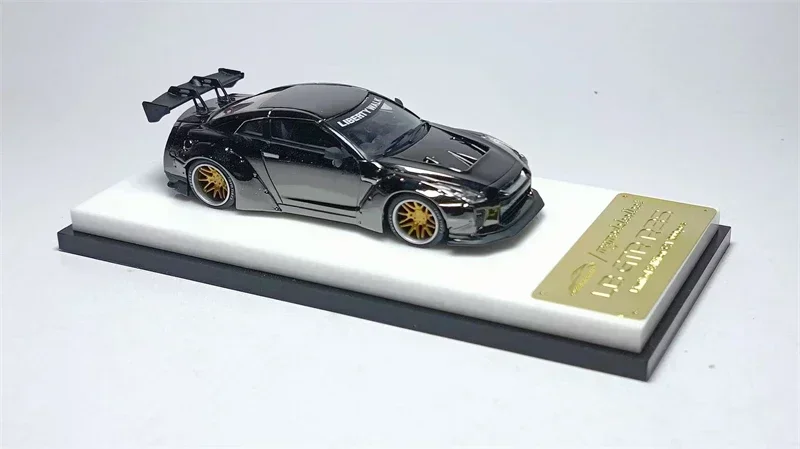 Modelo recoger MC 1:64 LBWK GTR R35 1,5 camaleón cromado/gris modelo de coche fundido a presión