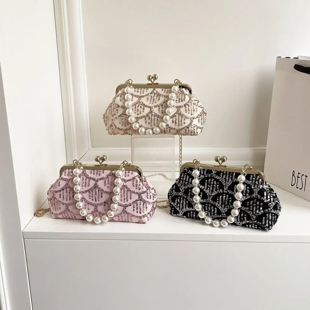 

Casual Pearl Sequin Banquet Bag Kiss Lock Sweet Hanfu Clutch Bag Cheongsam Accessories Single Shoulder Ladies Shell Bag Party