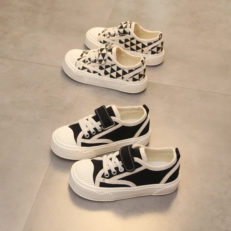 

2024 Children's Canvas Shoes Soft Sole Casual Shoes Spring New Boys' Canvas Shoes Children's Board Shoe