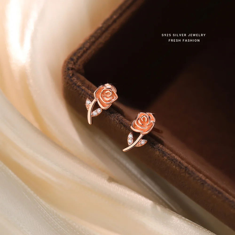 

Temperament Exquisite Small S925 Sterling Silver Rose Piercing Stud Earrings Rose Gold Ear Bone Studs Fashion Jewelry