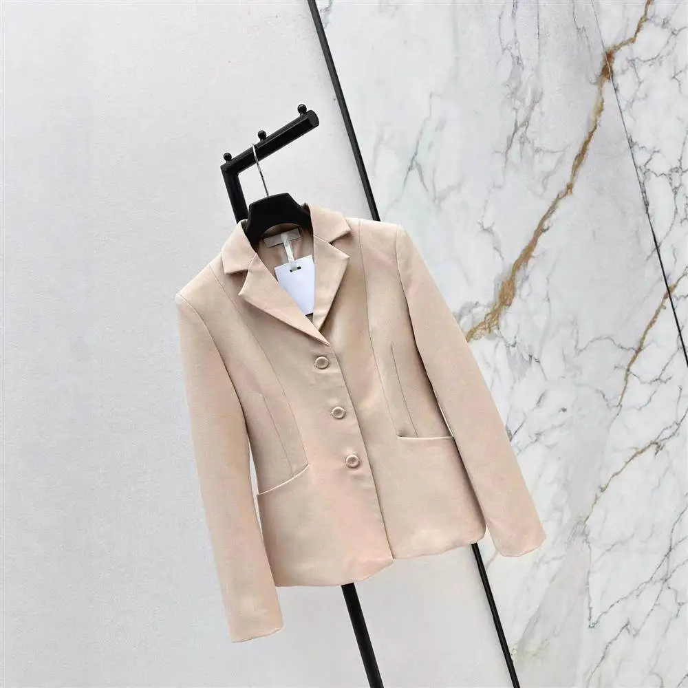 

Осенне-зимняя модная женская куртка с подплечниками из искусственной кожи, новинка ранней весны, с коротким рукавом